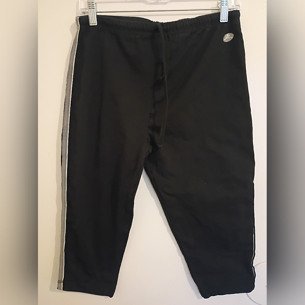 VTG Hanes‎ Women's Black Athletic Shorts with Gray Trim Sz L